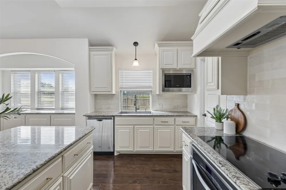 500 Cottage Place Lavon, TX 75166