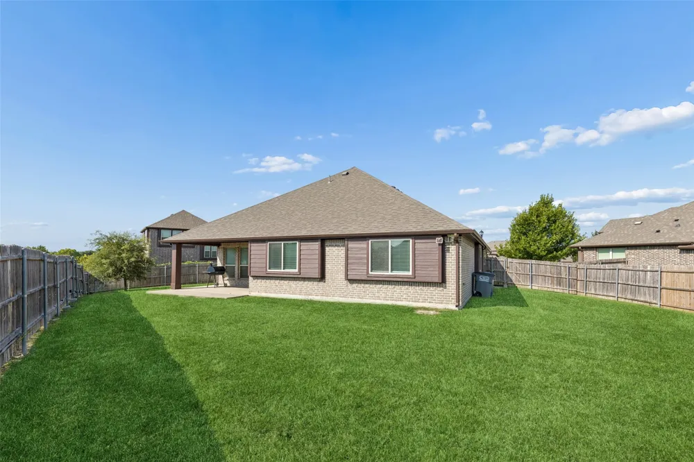 500 Cottage Place Lavon, TX 75166
