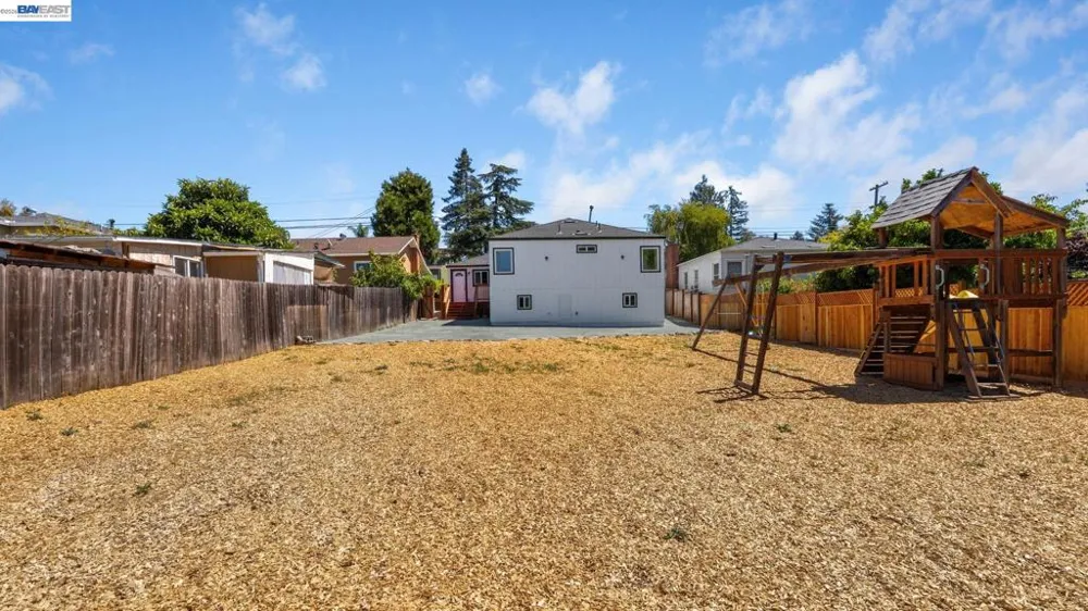 19117 Parsons Ave Castro Valley, CA 94546