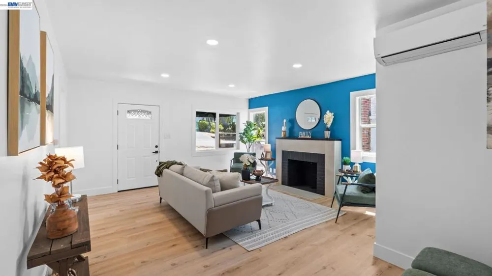 19117 Parsons Ave Castro Valley, CA 94546