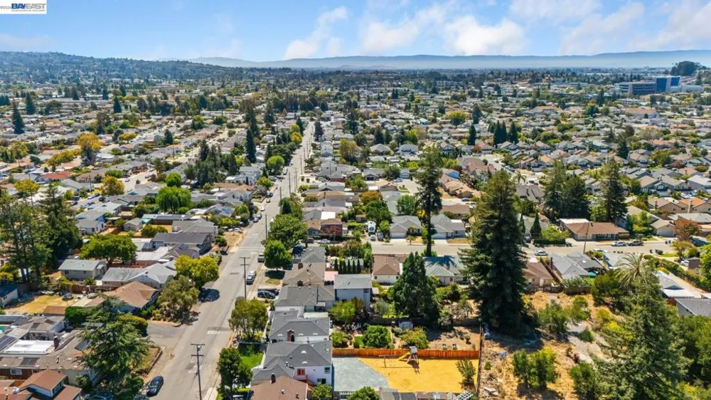 19117 Parsons Ave Castro Valley, CA 94546