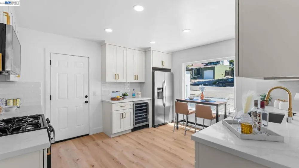 19117 Parsons Ave Castro Valley, CA 94546