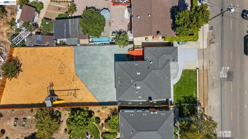 19117 Parsons Ave Castro Valley, CA 94546