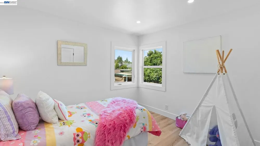 19117 Parsons Ave Castro Valley, CA 94546