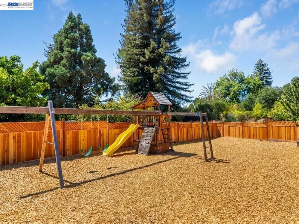 19117 Parsons Ave Castro Valley, CA 94546