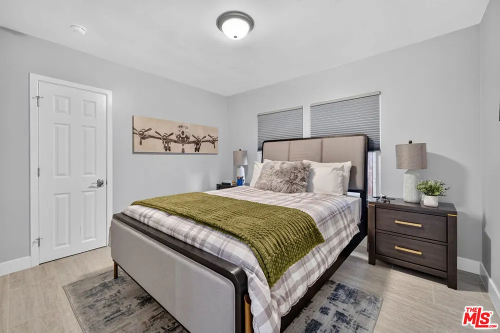 3002 S Beverly Drive Los Angeles, CA 90034