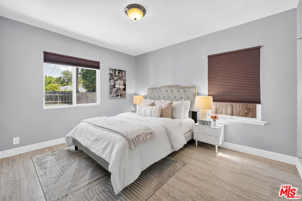 3002 S Beverly Drive Los Angeles, CA 90034