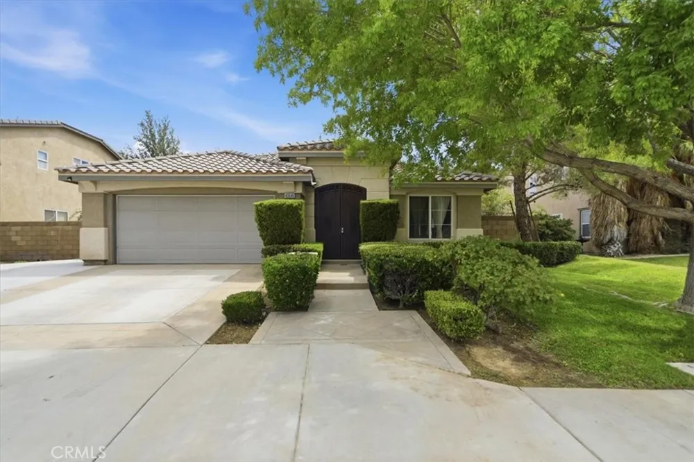 43646 Rialto Lancaster, CA 93535