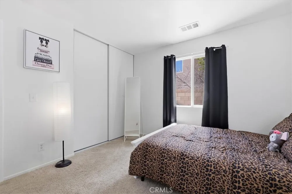 43646 Rialto Lancaster, CA 93535