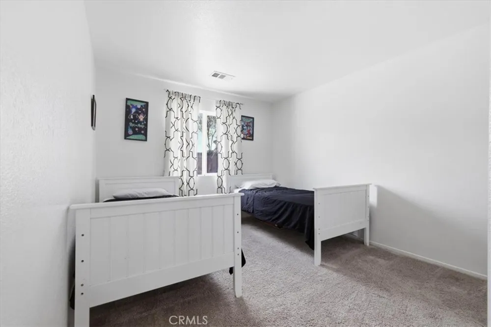 43646 Rialto Lancaster, CA 93535