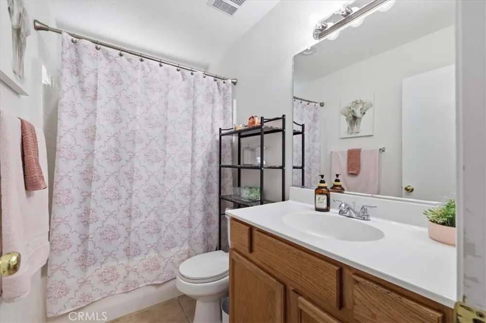 43646 Rialto Lancaster, CA 93535