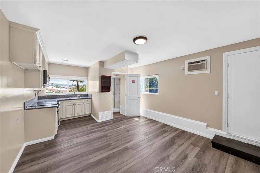880 Gartel Walnut, CA 91789