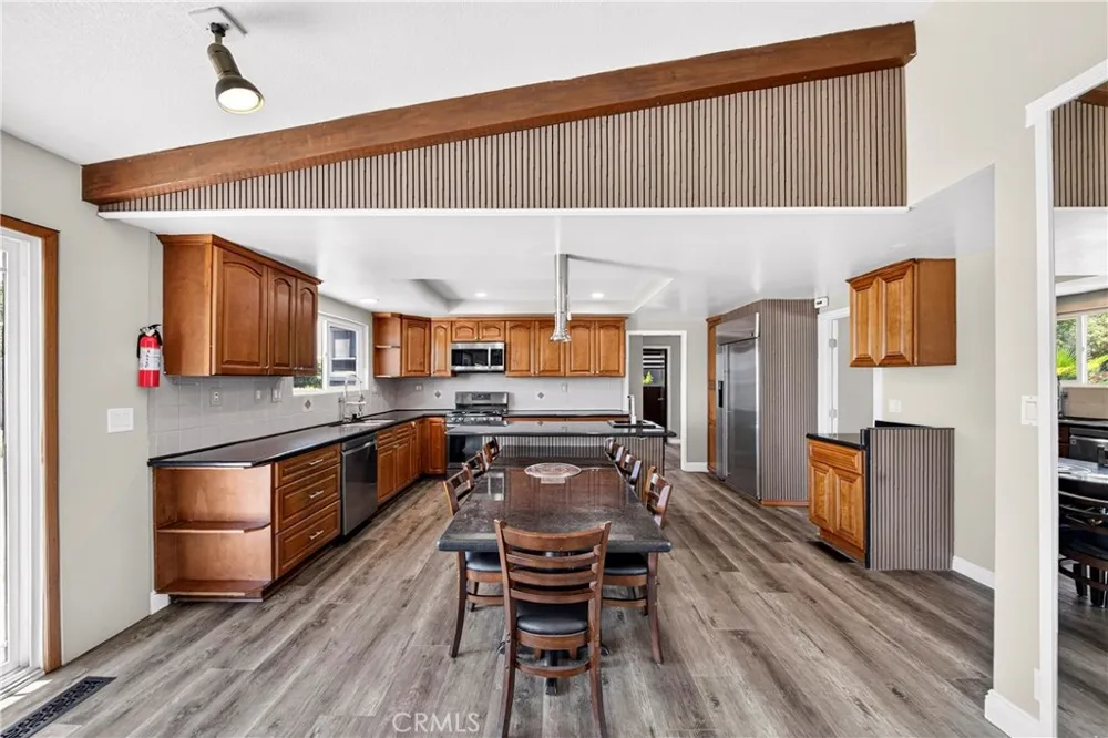 880 Gartel Walnut, CA 91789