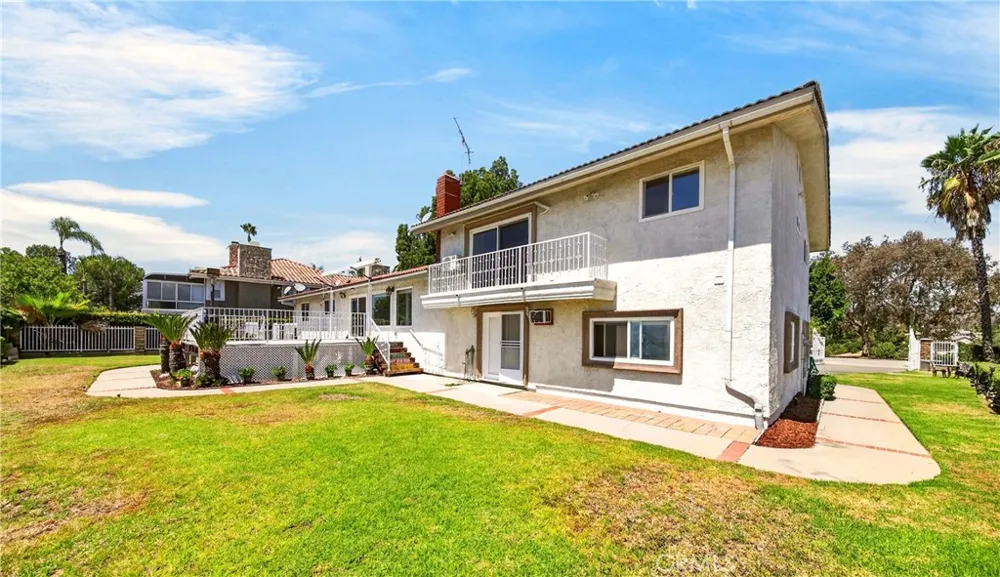 880 Gartel Walnut, CA 91789