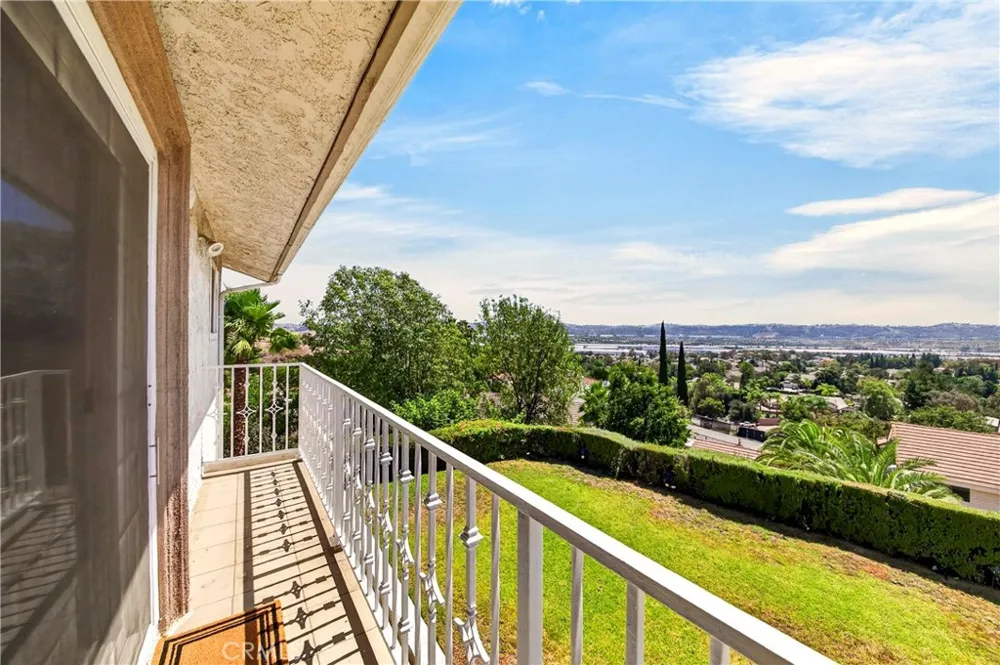 880 Gartel Walnut, CA 91789