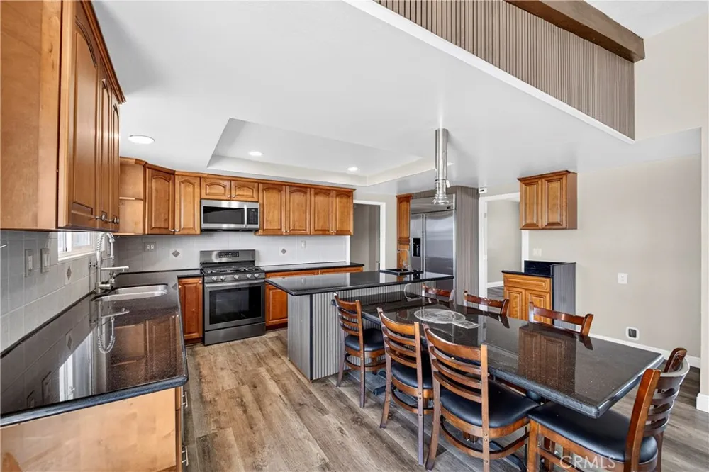880 Gartel Walnut, CA 91789