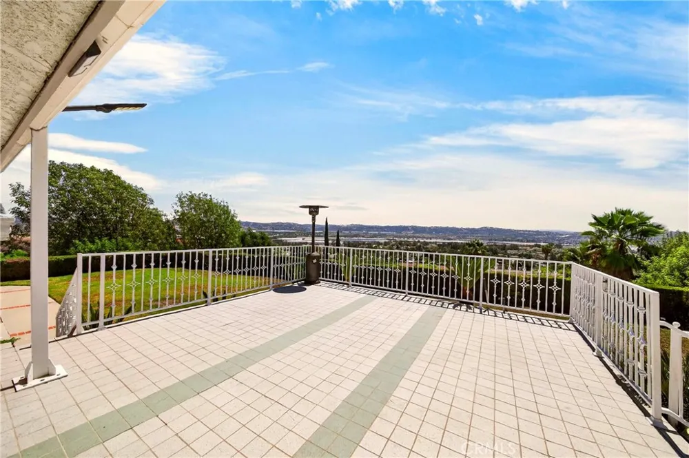 880 Gartel Walnut, CA 91789