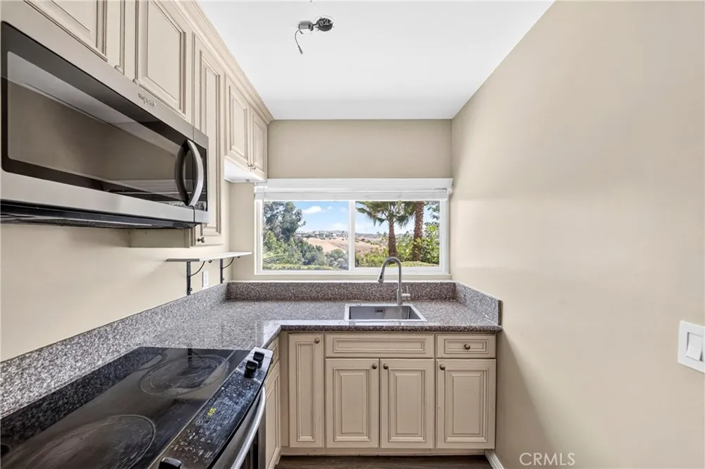 880 Gartel Walnut, CA 91789