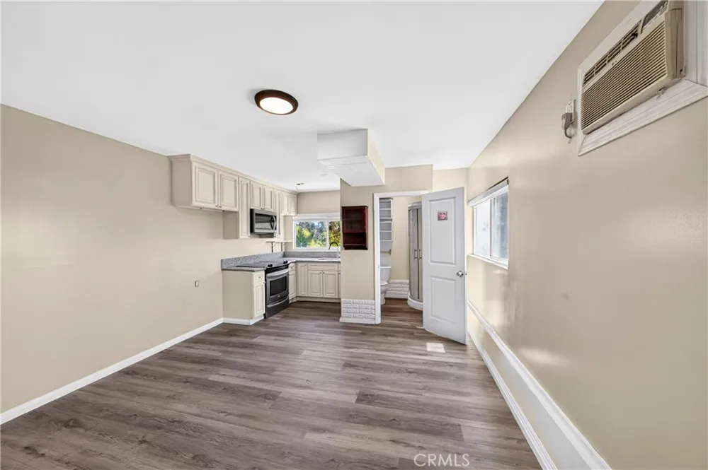880 Gartel Walnut, CA 91789