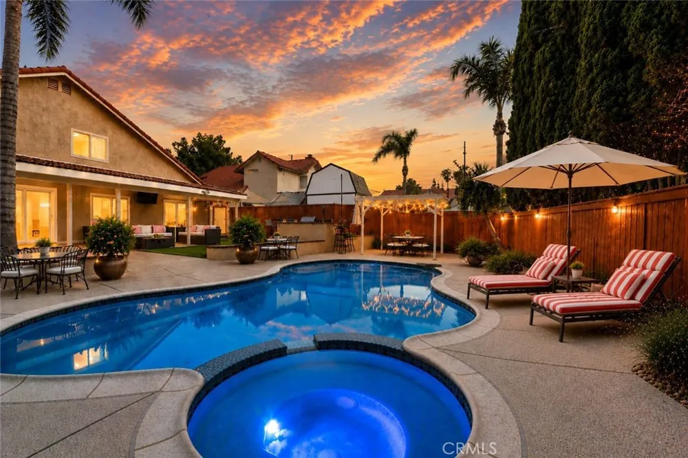 1613 Deanna Redlands, CA 92374