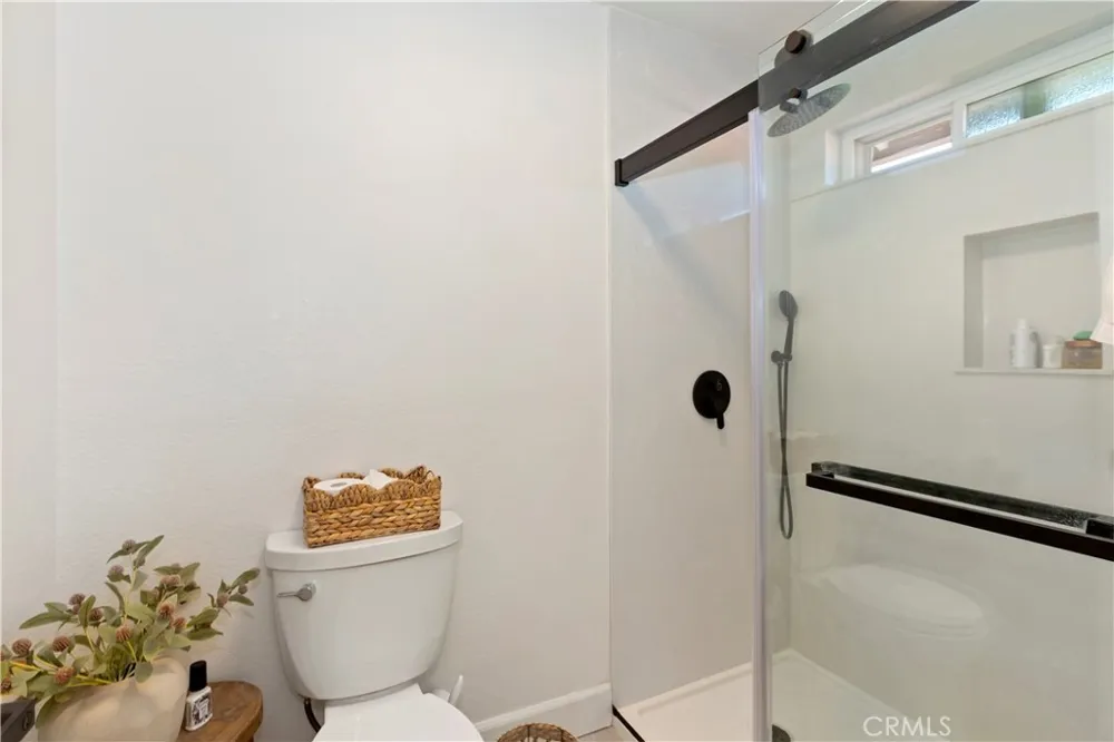 1613 Deanna Redlands, CA 92374