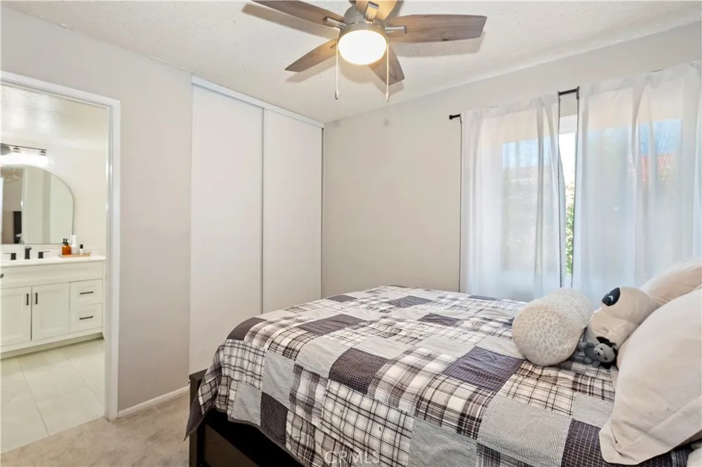 1613 Deanna Redlands, CA 92374