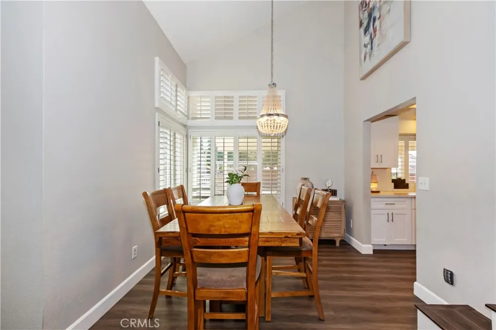 1613 Deanna Redlands, CA 92374