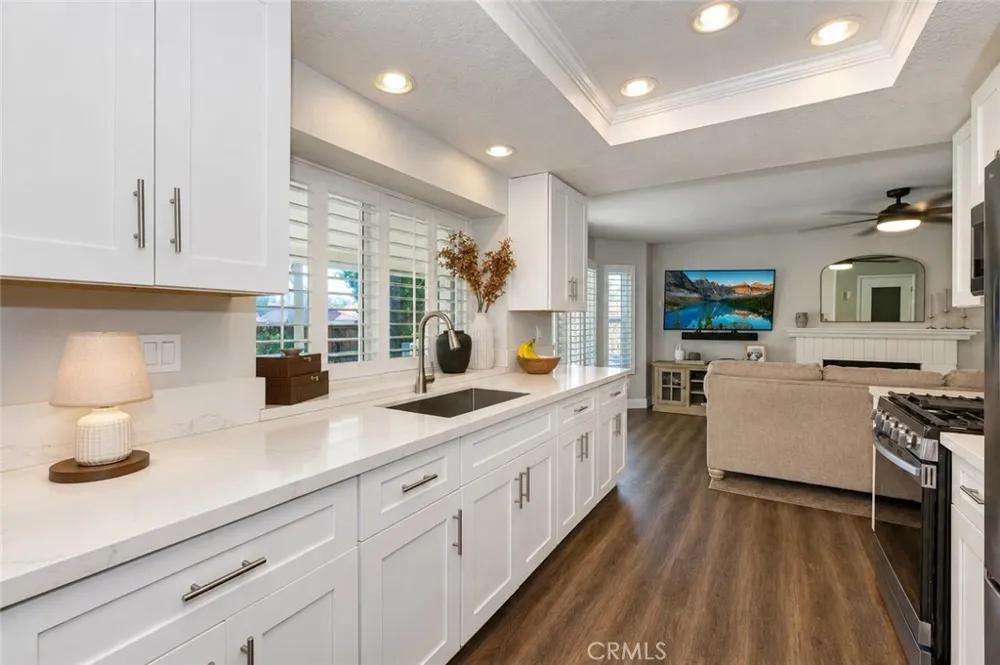 1613 Deanna Redlands, CA 92374