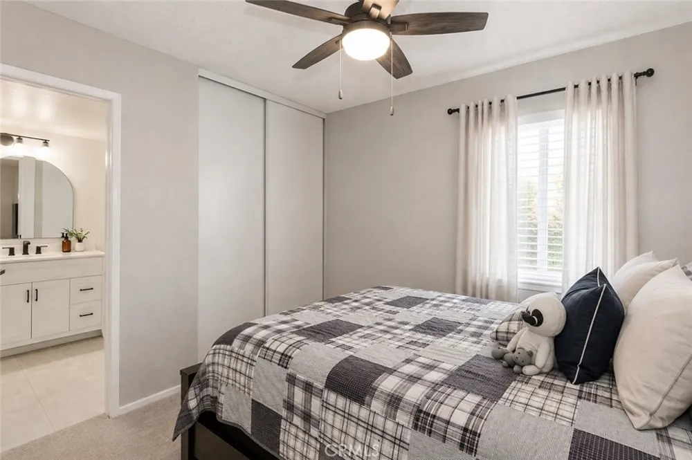 1613 Deanna Redlands, CA 92374