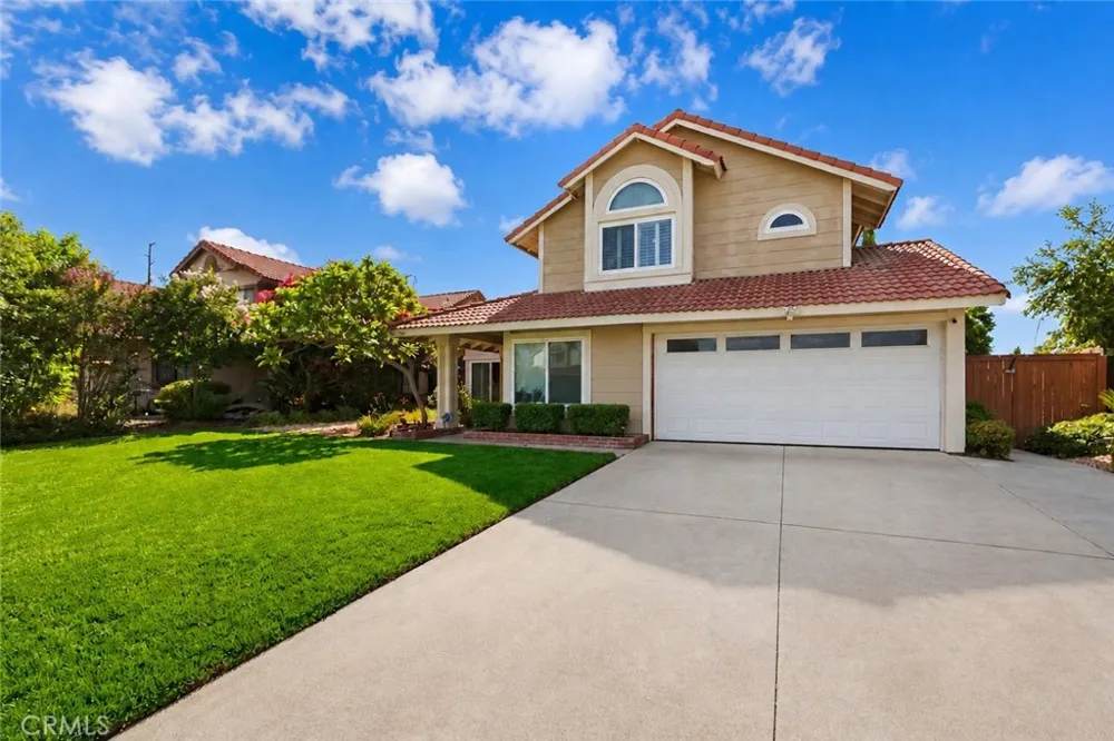 1613 Deanna Redlands, CA 92374