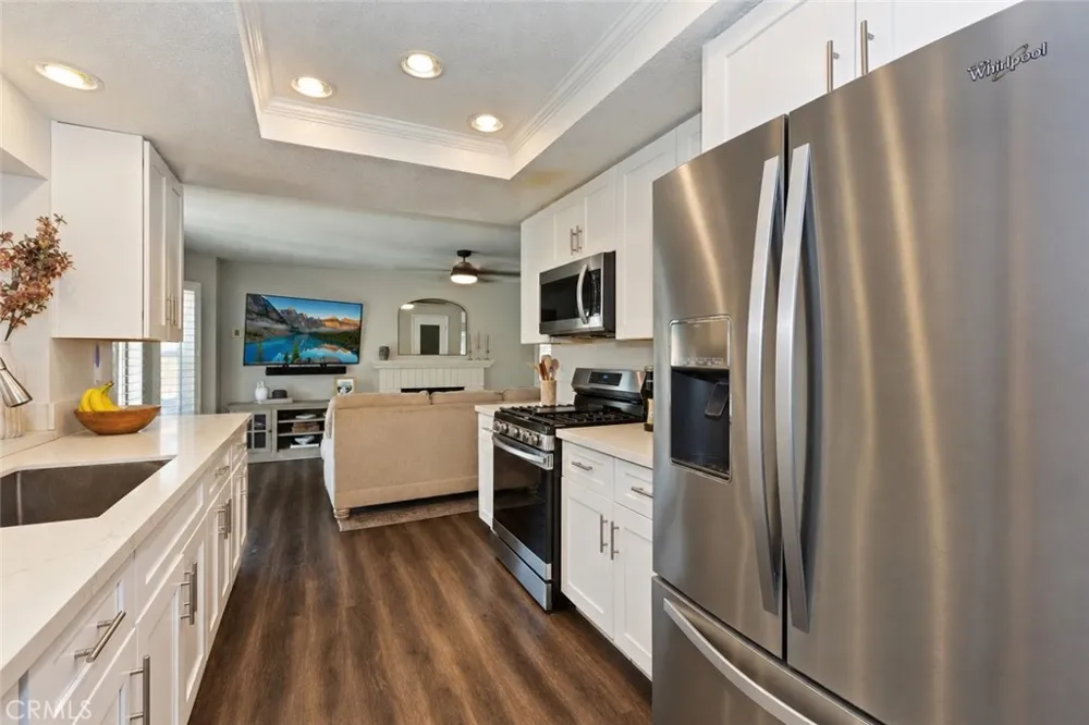 1613 Deanna Redlands, CA 92374