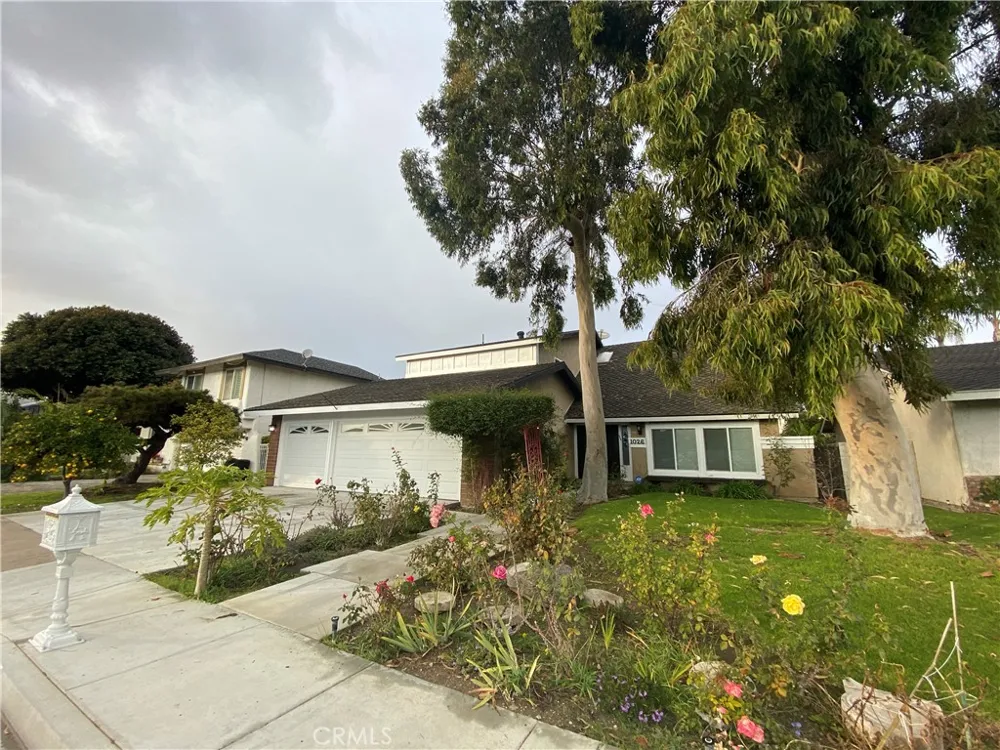 1026 Damascus Costa Mesa, CA 92626