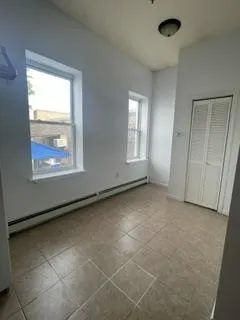 2605 NEW YORK AVE Union City, NJ 07087