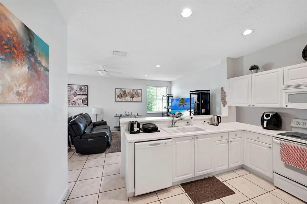 1457 BANYAN WAY Weston, FL 33327