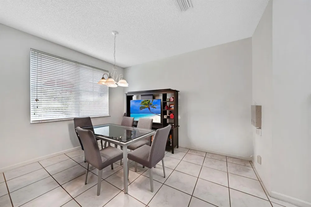1457 BANYAN WAY Weston, FL 33327