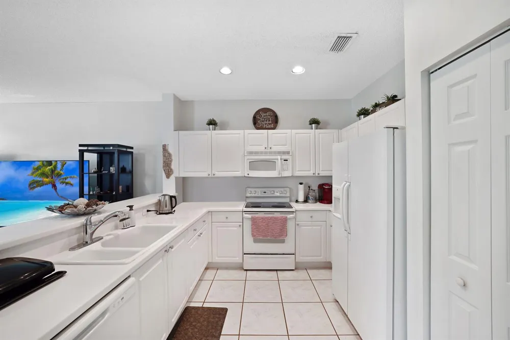 1457 BANYAN WAY Weston, FL 33327