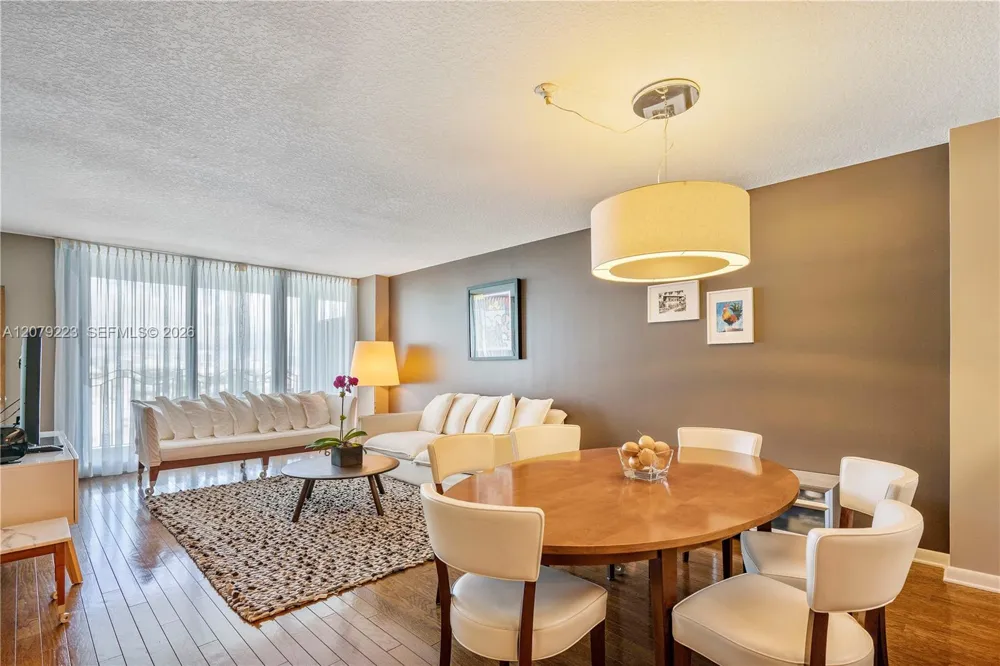1500 Ocean Dr #810 Miami Beach, FL 33139