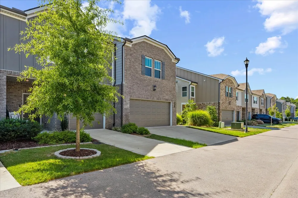 729 Prairie View Dr Columbia, TN 38401