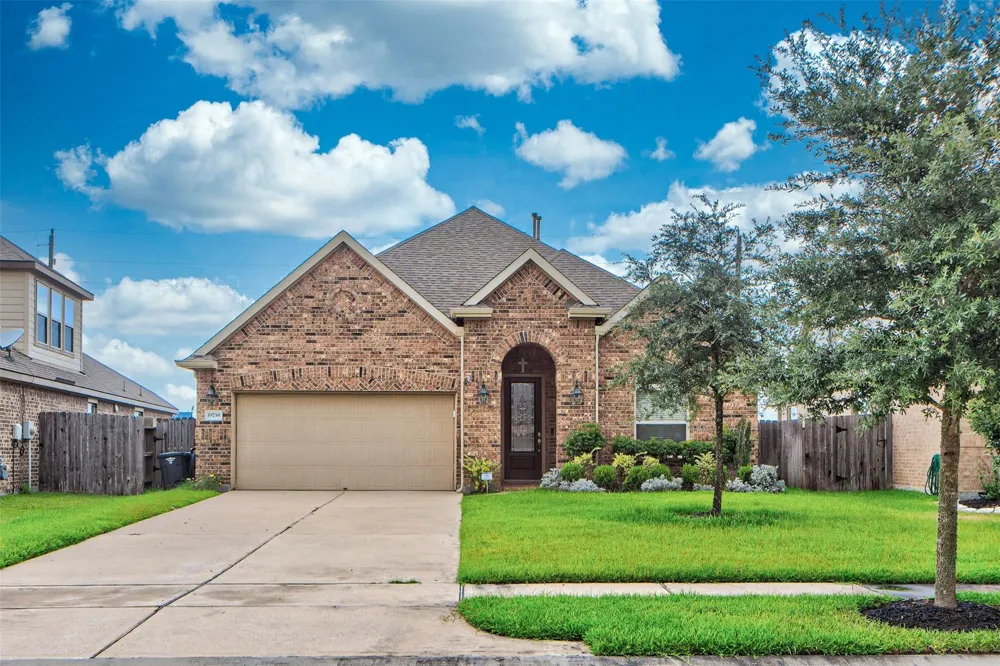 19738 Tacoma Bluff Drive Katy, TX 77433