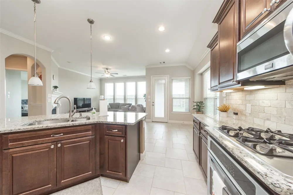 19738 Tacoma Bluff Drive Katy, TX 77433