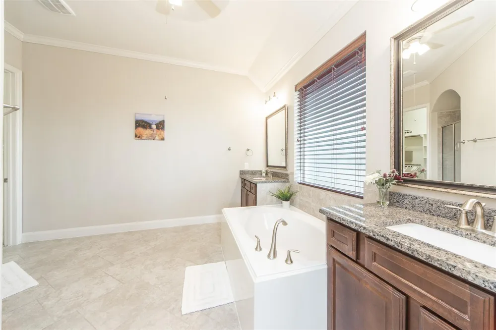 19738 Tacoma Bluff Drive Katy, TX 77433