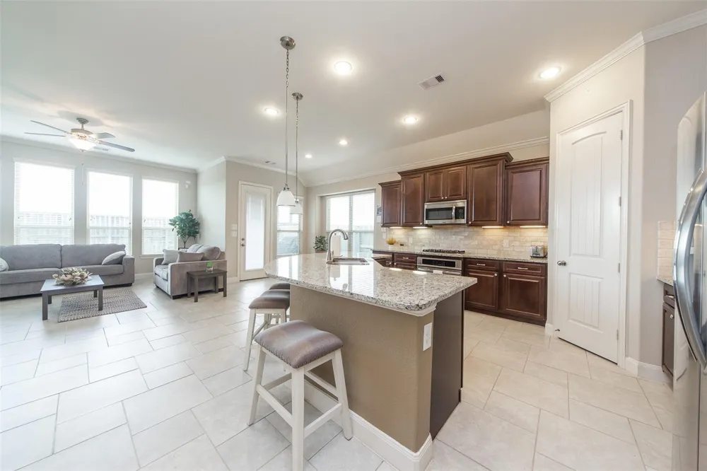 19738 Tacoma Bluff Drive Katy, TX 77433