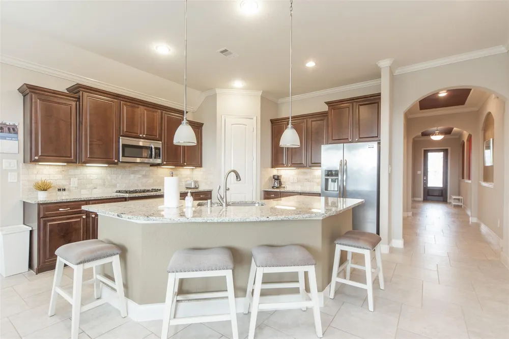 19738 Tacoma Bluff Drive Katy, TX 77433