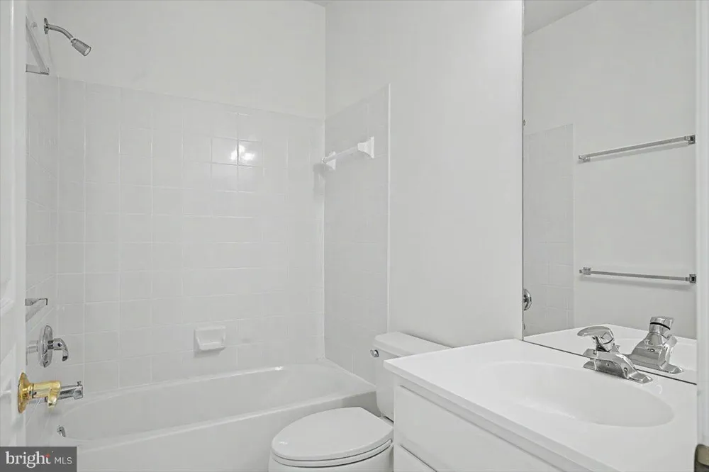 105 DYLAN CIRCLE Avondale, PA 19311