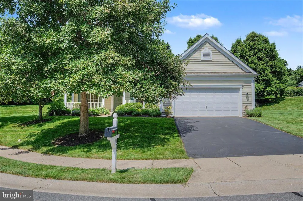 105 DYLAN CIRCLE Avondale, PA 19311