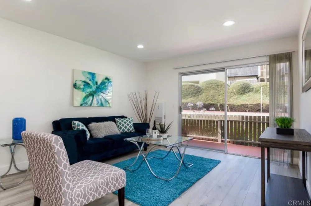 432 Edgehill Lane #15 Oceanside, CA 92054