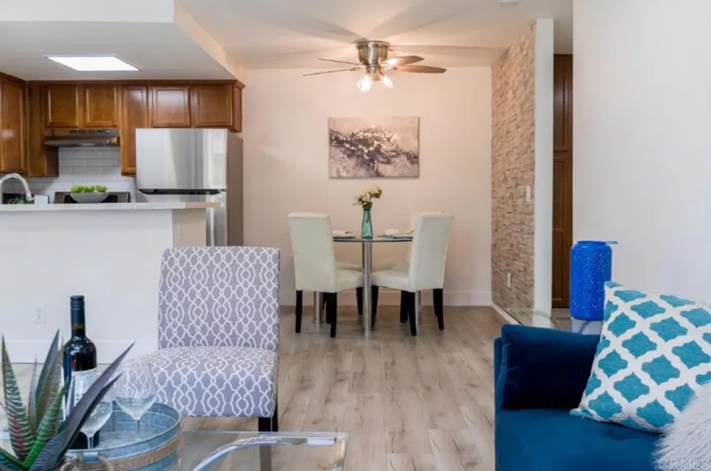 432 Edgehill Lane #15 Oceanside, CA 92054