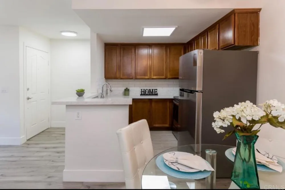 432 Edgehill Lane #15 Oceanside, CA 92054