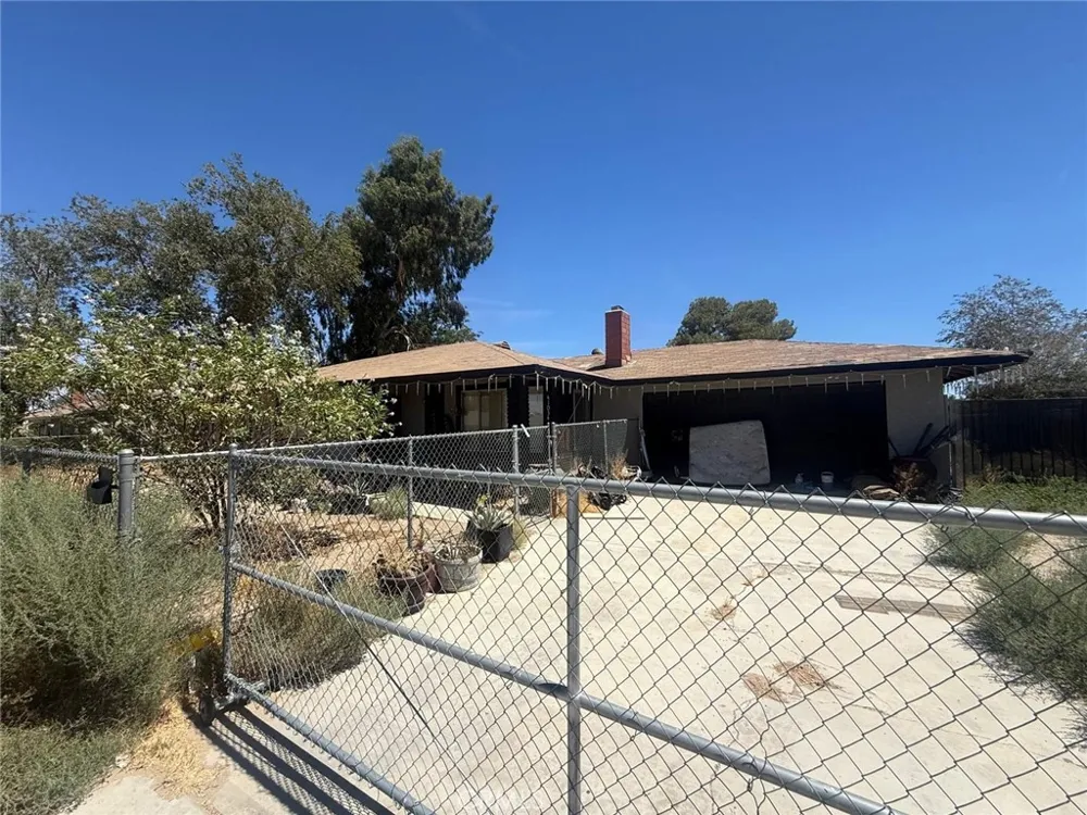 41034 Fieldspring Lancaster, CA 93535