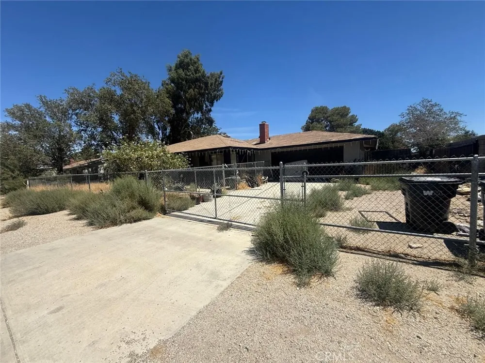 41034 Fieldspring Lancaster, CA 93535